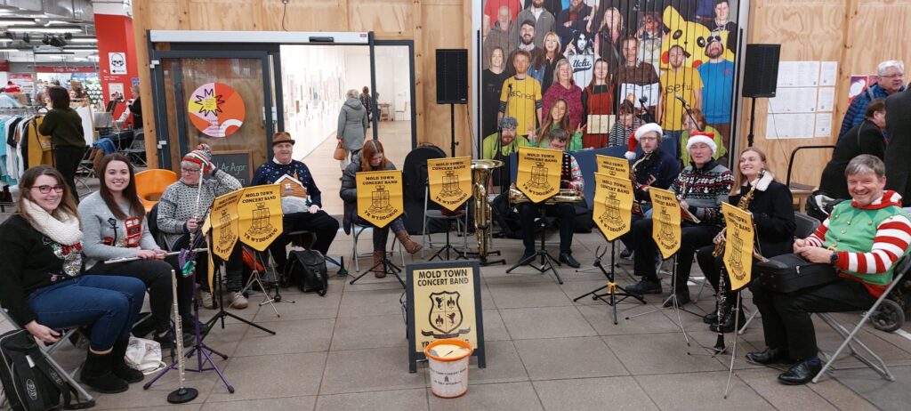 MTCB Performing at Ty Pawb, Christmas 2023